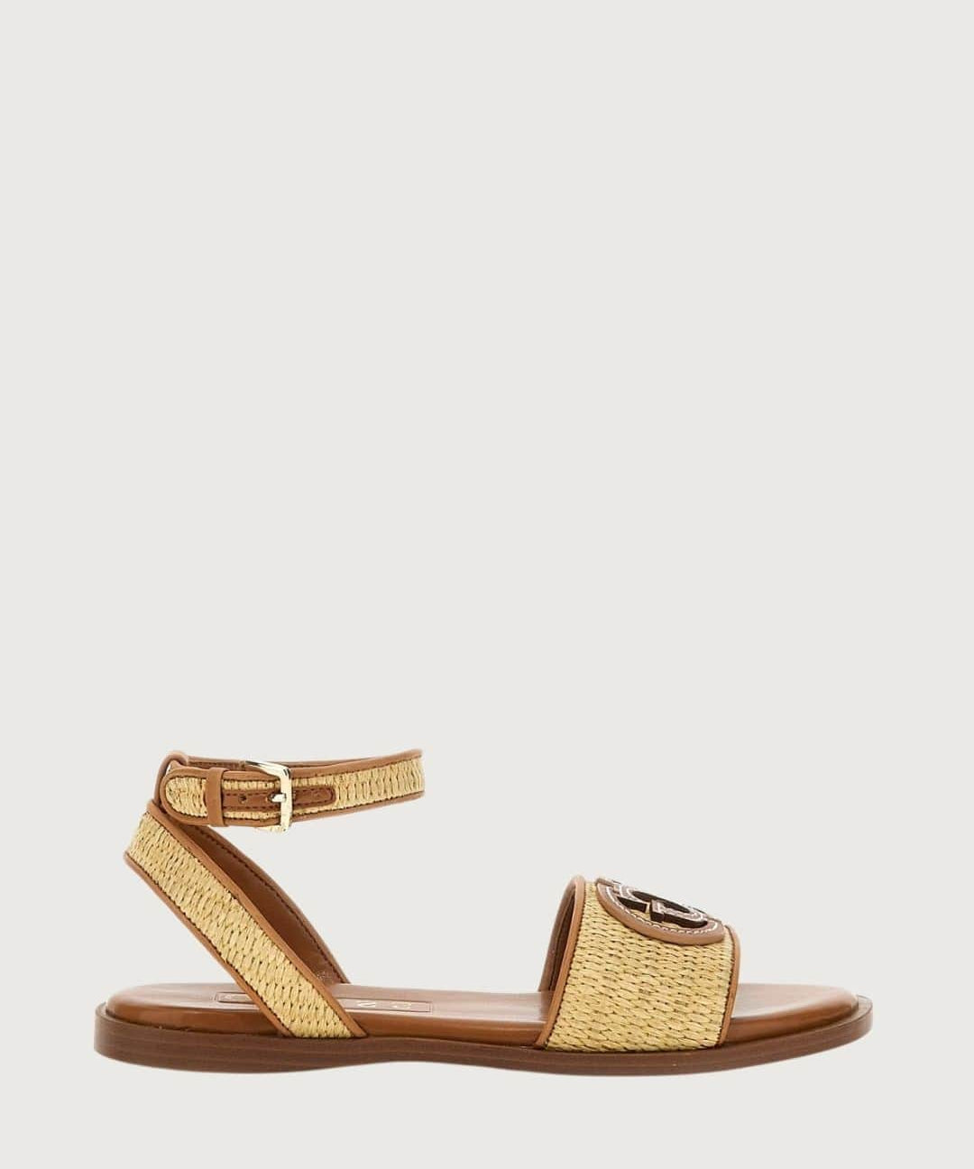 guess38704-min.jpg