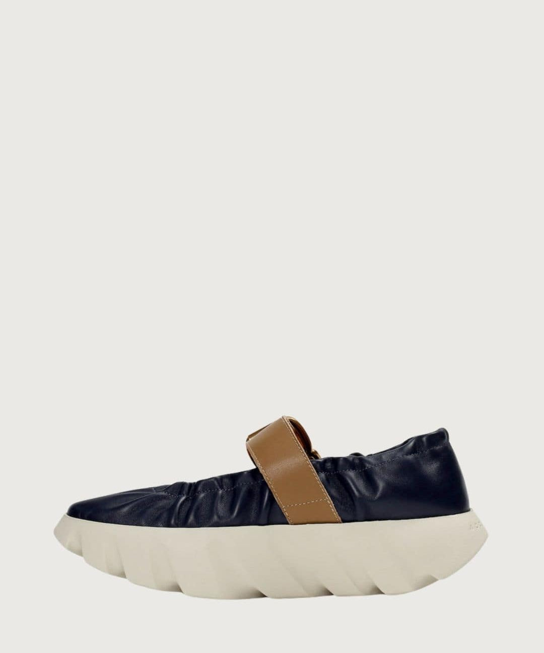 4CCCCEES40590_2_-min.jpg