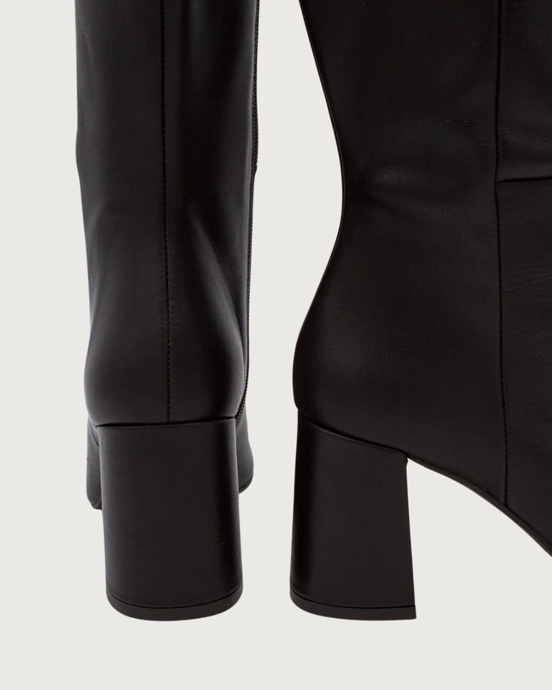 Bota Dorana Ángel Alarcón