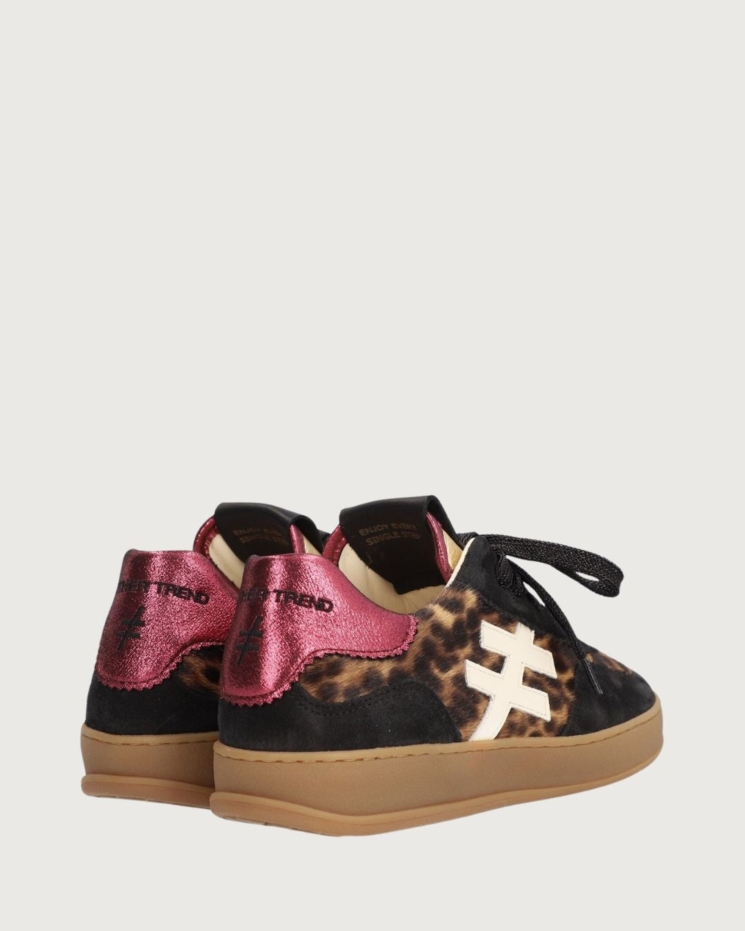 Deportiva Iconic II Another Trend