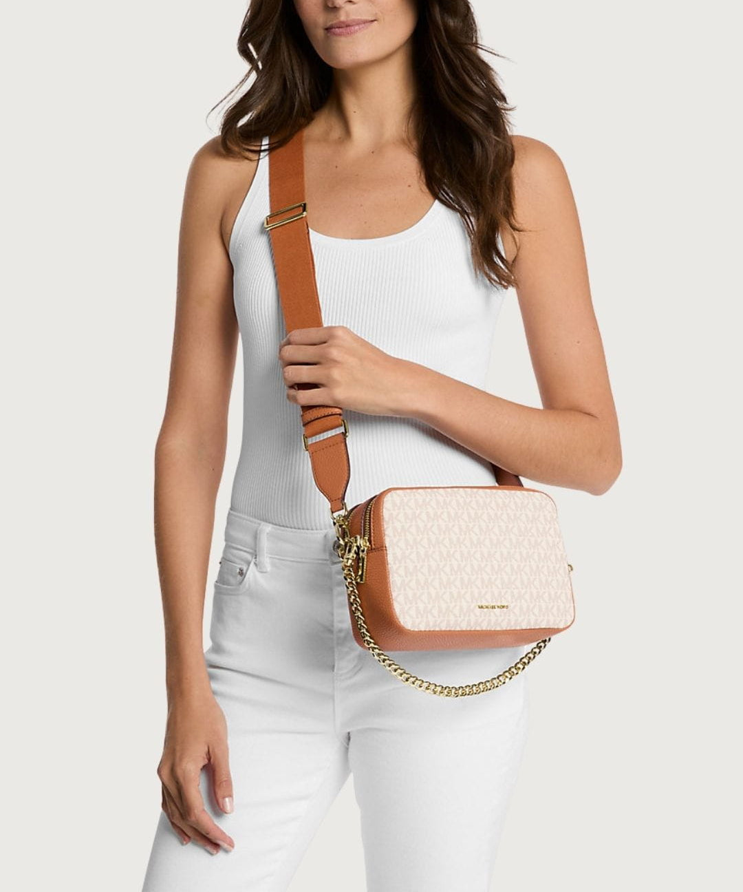 BandoleraMichaelKors42682_4.jpg