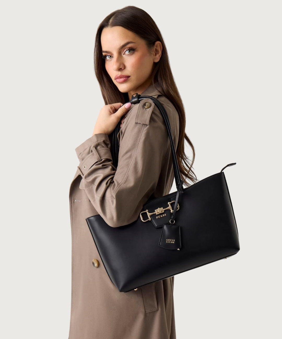 BolsoGuess42627_4.jpg