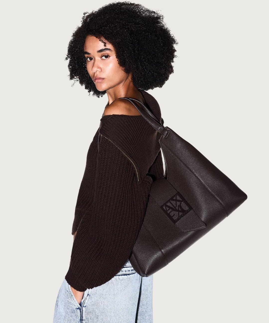 Bolso_Armani_Exchange_4.jpg