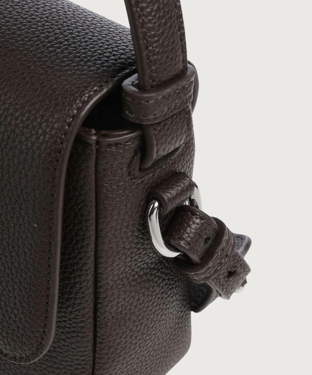Bolso_Armani_Exchange_44317_4.jpg