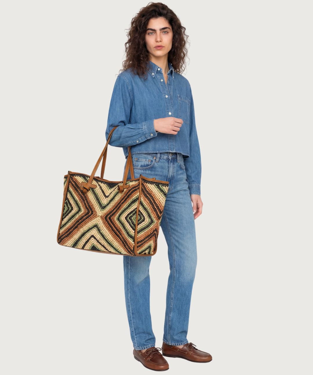 Bolso_Gianni_Chiarini_5_af470afa-ce2c-4c66-aac3-f33fed9441c7.jpg