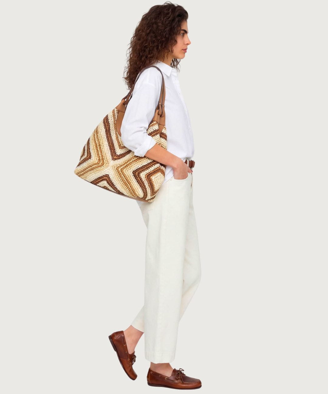 Bolso_Gianni_Chiarini_8_3b62a2df-8aa1-4f4a-b4dd-654bcdb1d5b6.jpg