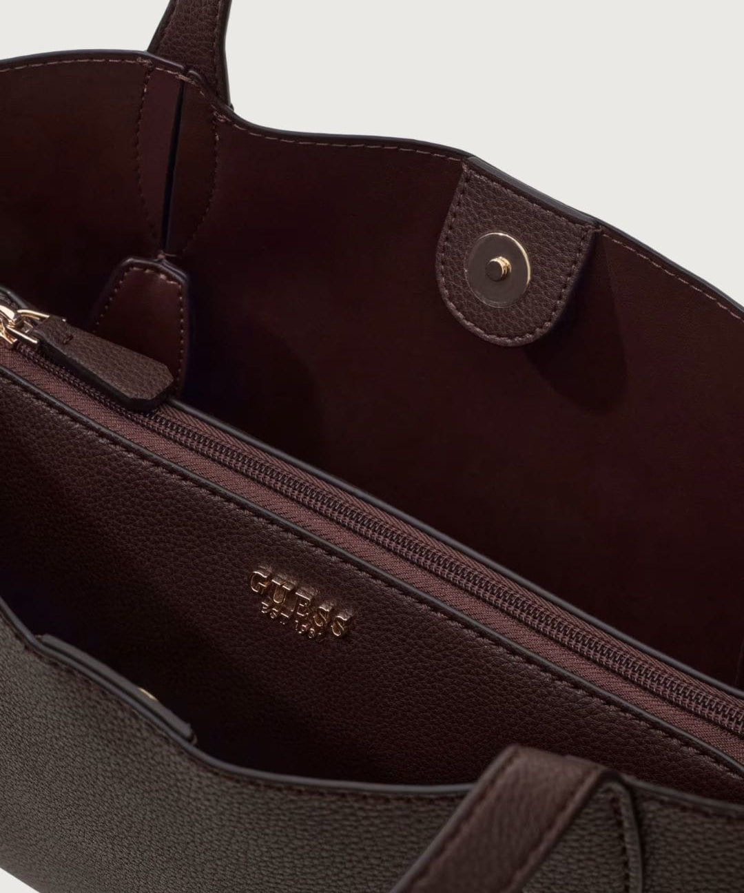 Bolso_Guess_44680.jpg