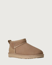 Botín W Classic Ultra mini UGG