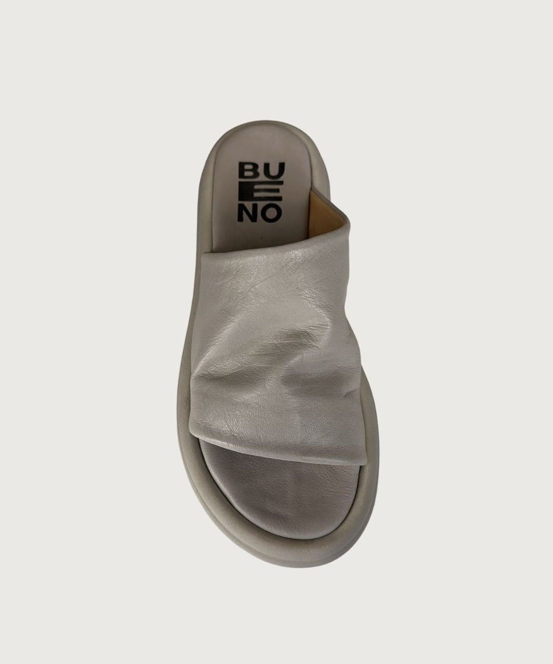 Bueno38949_2_-min.jpg