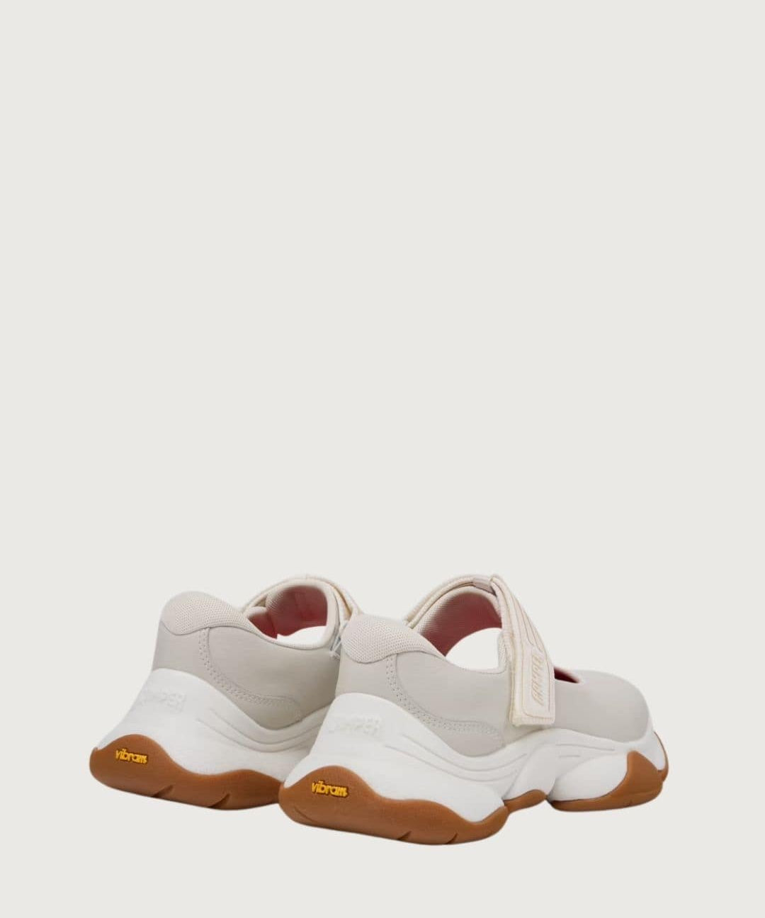 CAMPER40288_3_-min.jpg