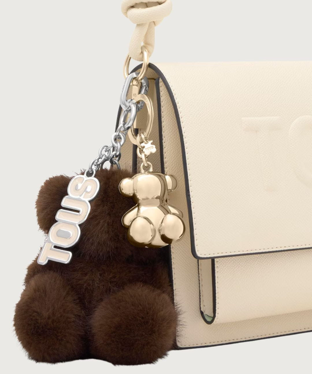 Charm_bolso_Tous_42077_4.jpg