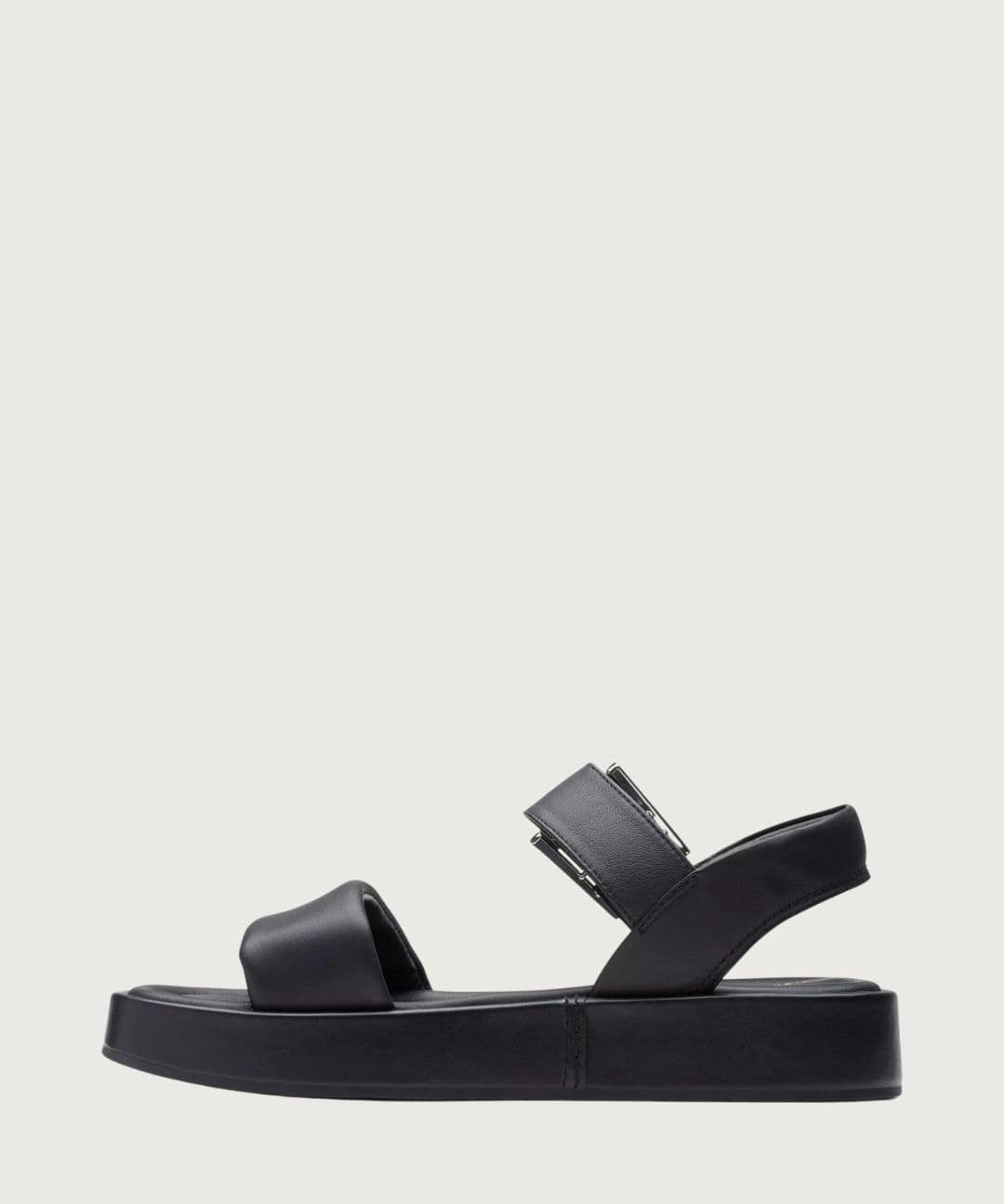 Clarks39904_3_-min.jpg