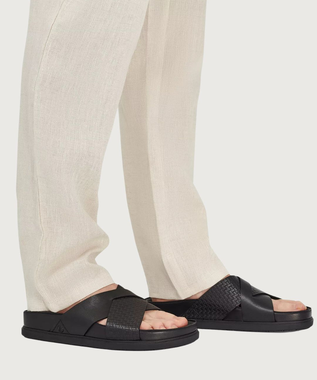 Clarks39924_4_-min.jpg