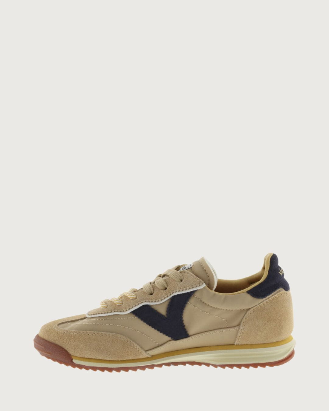 Zapatilla Saturno Victoria