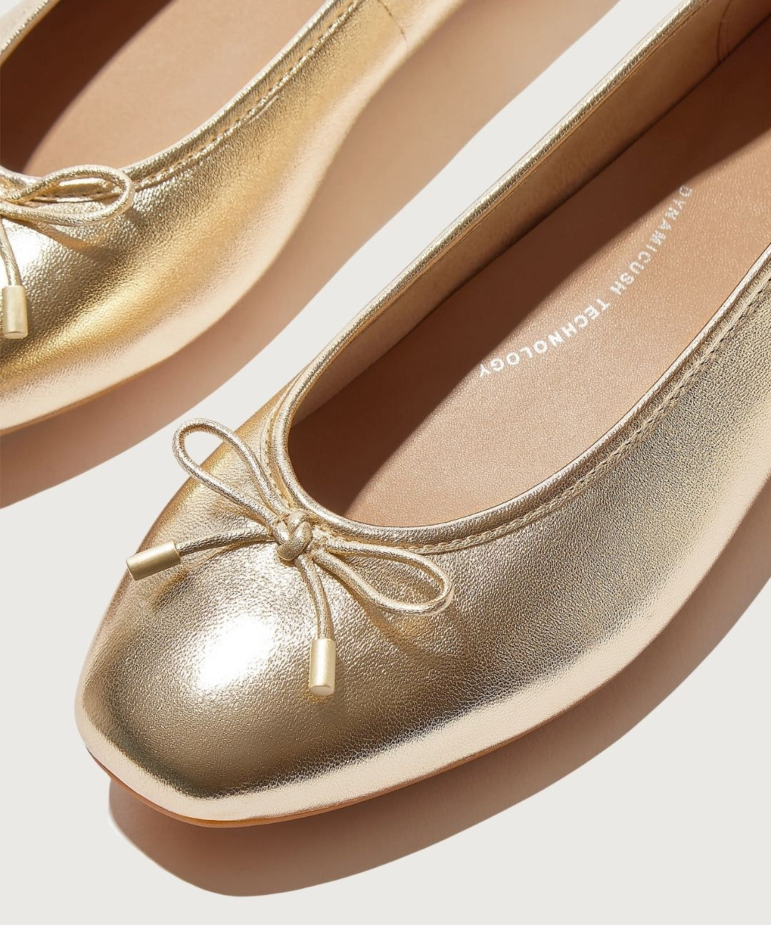 FITFLOP40277_3_-min.jpg