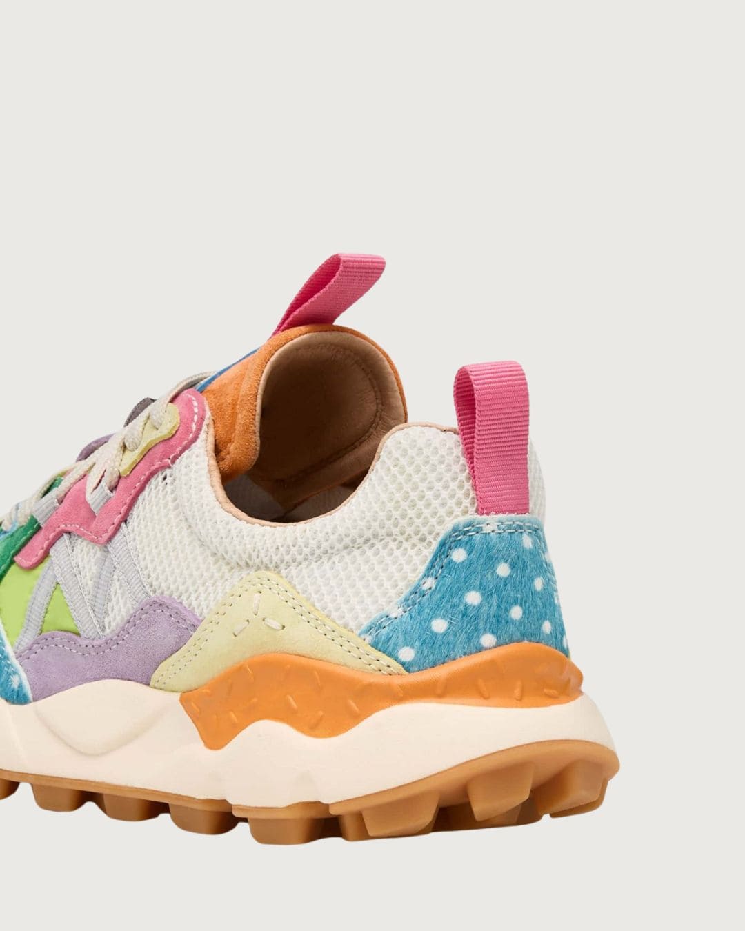 Deportiva Lenzana Flower Mountain