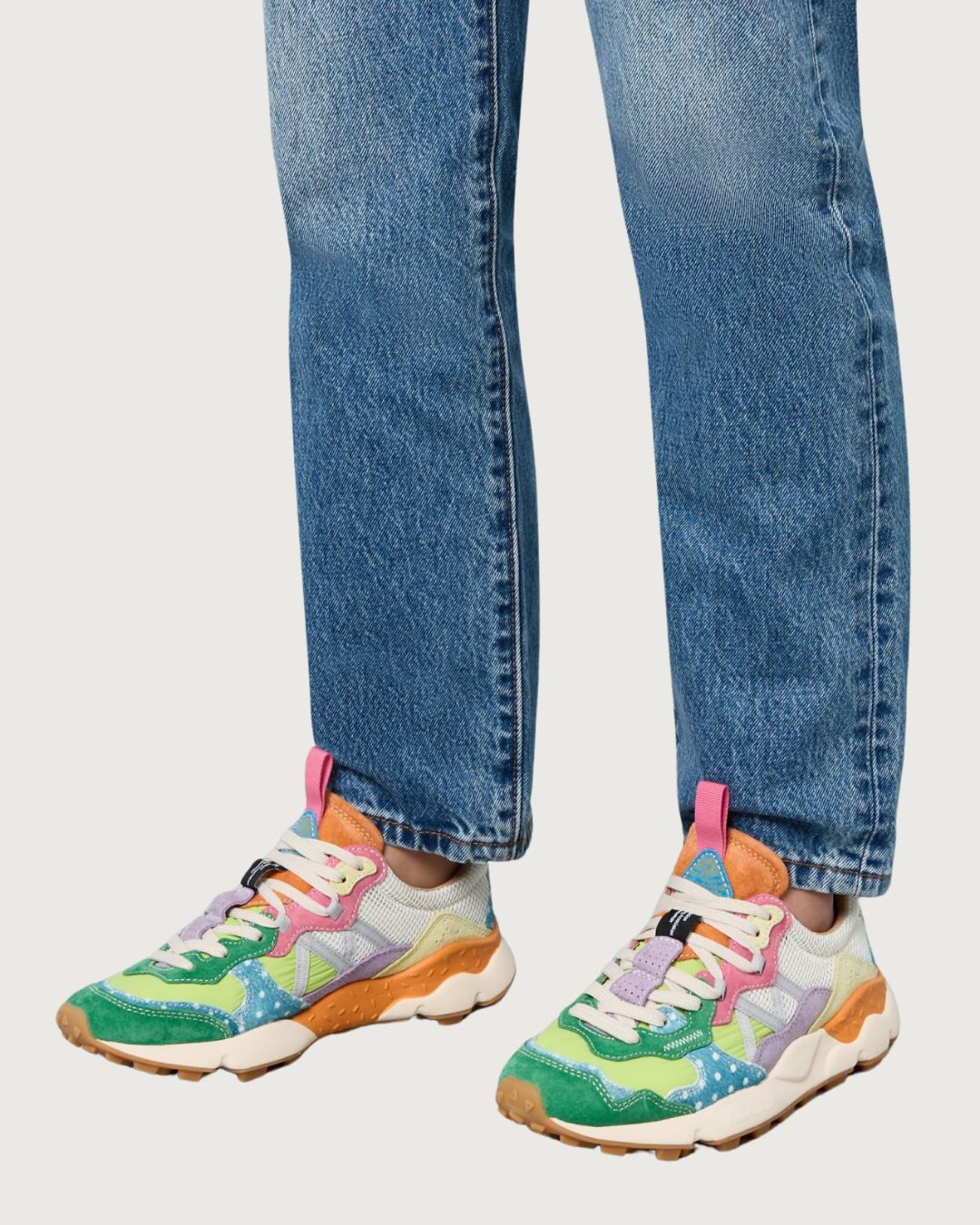 Deportiva Lenzana Flower Mountain