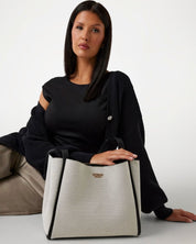 Bolso Nicolette Guess