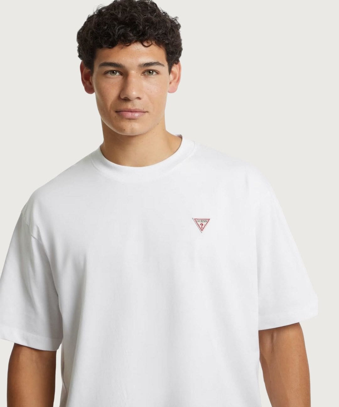GUESS41263_2_-min.jpg
