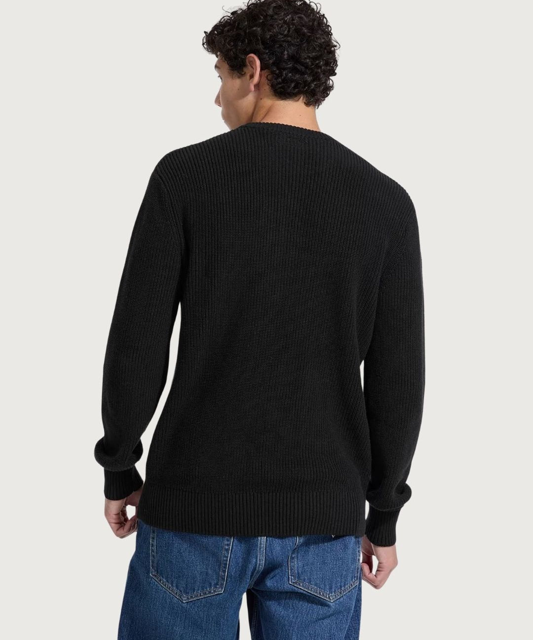 GUESS41280_3_-min.jpg