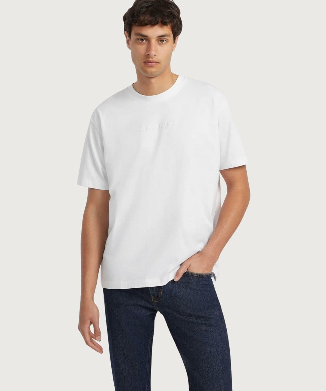 GUESSJEANS41269_2_-min.jpg