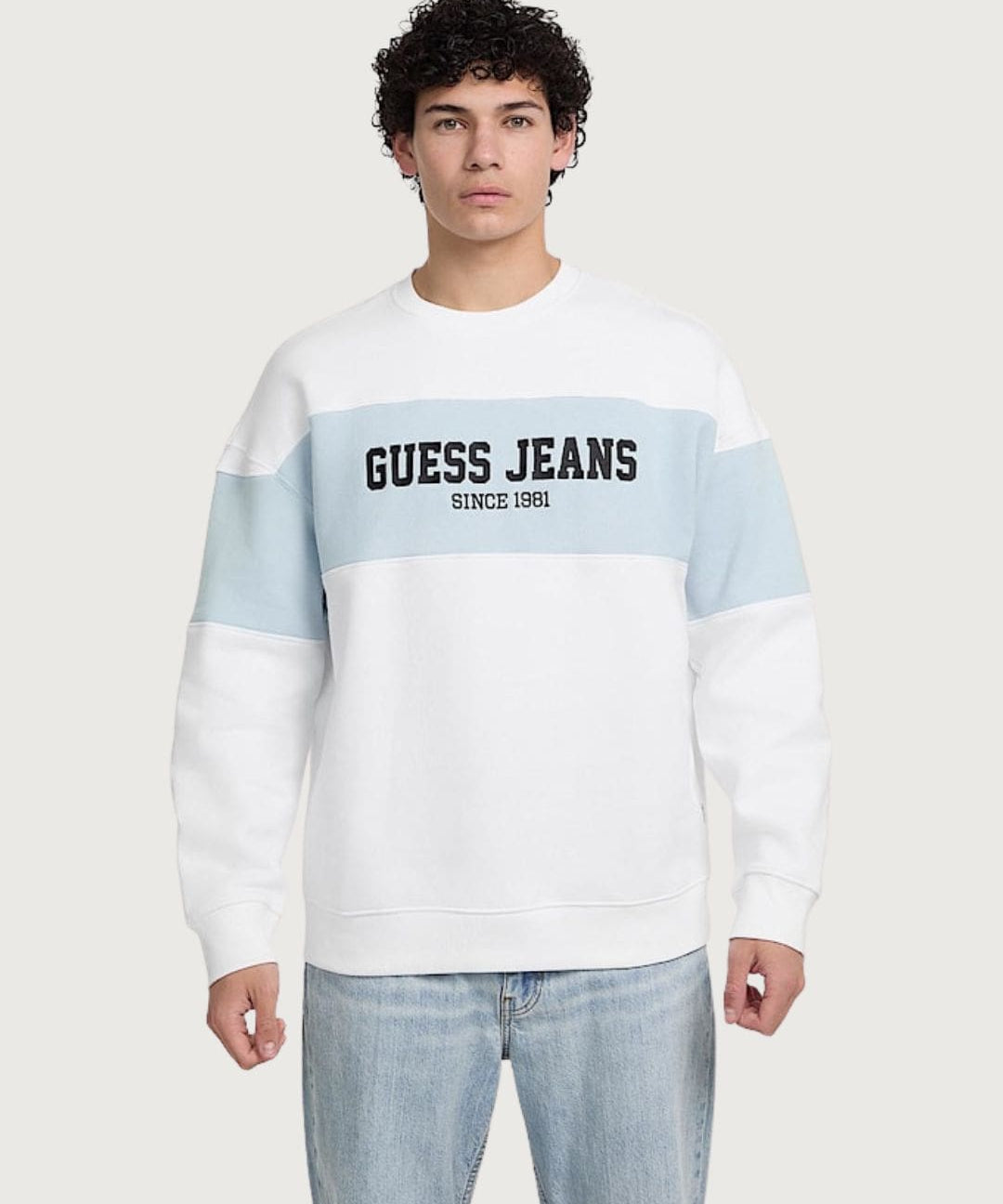 GUESSJEANS41275-min.jpg