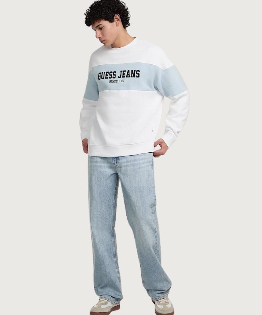 GUESSJEANS41275_3_-min.jpg
