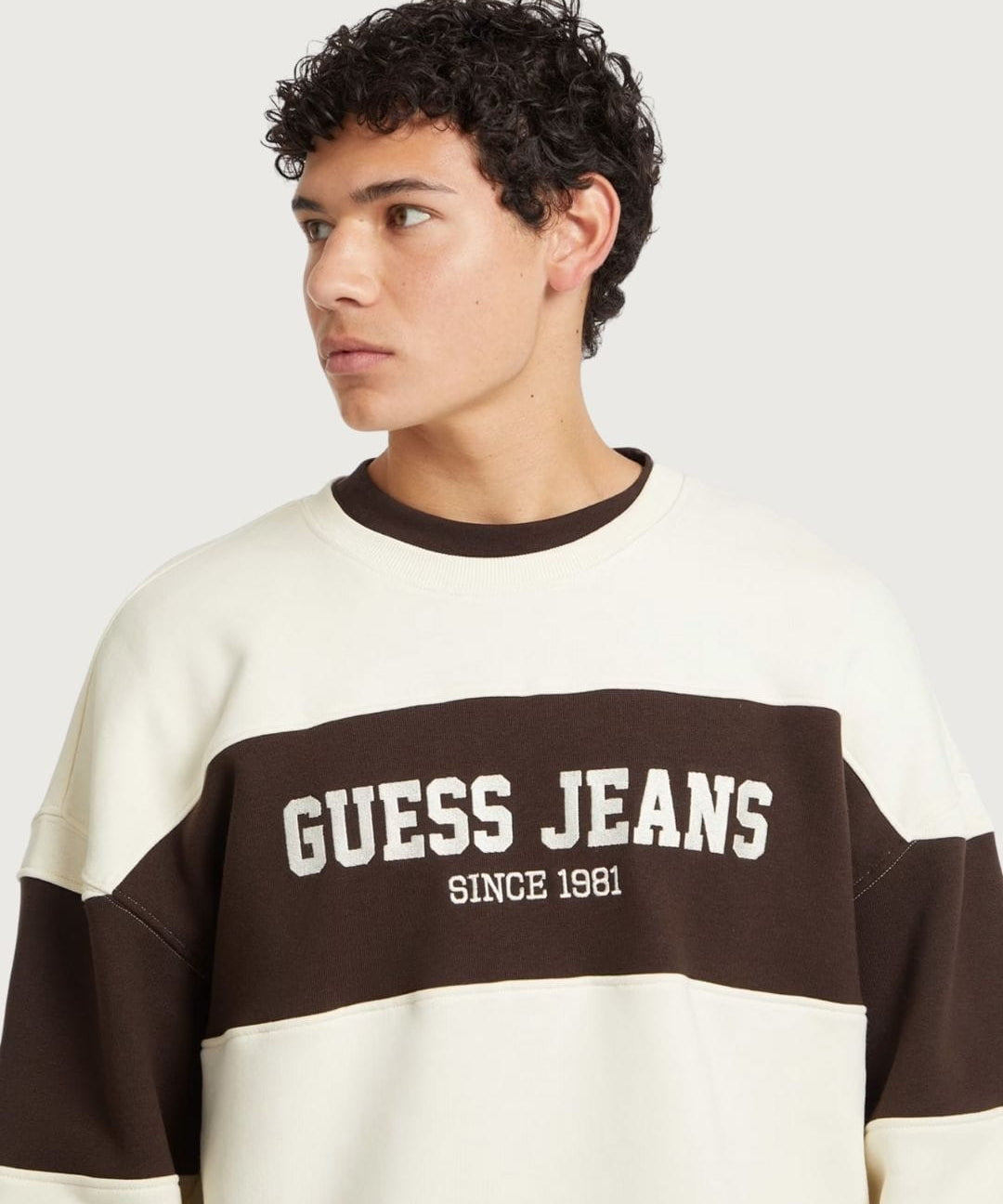 GUESSJEANS42570.jpg