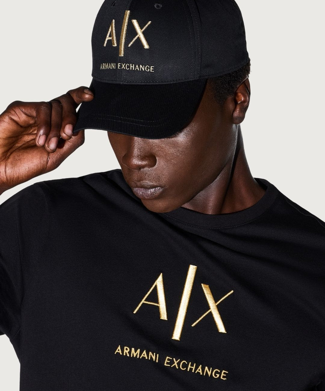 Gorra_Armani_Exchange_44575_2.jpg