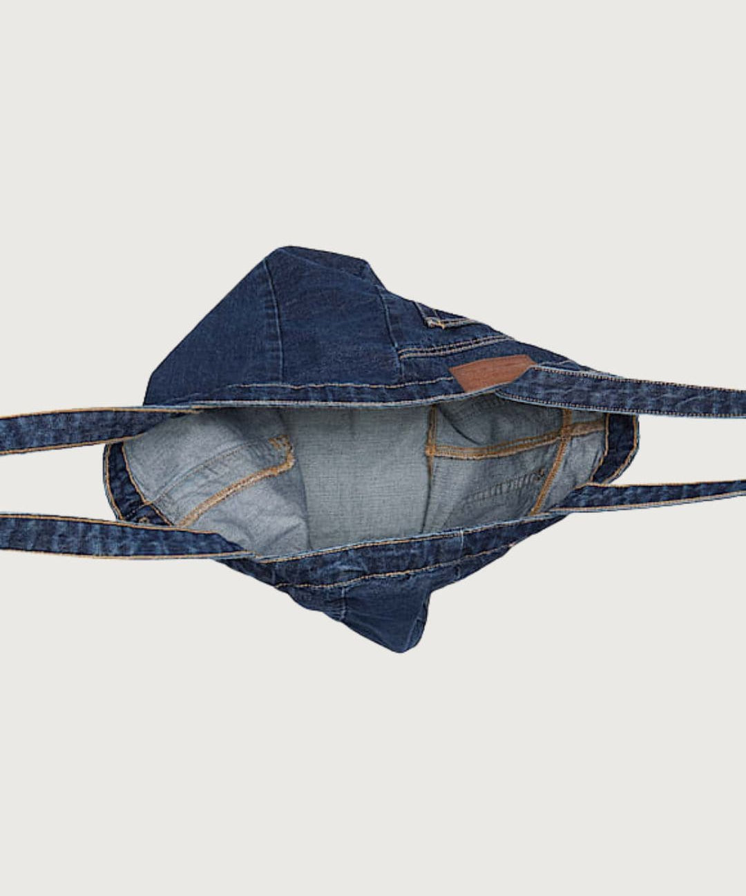 GuessJeans41286_4_-min_337e7180-4af0-4c6e-a669-b8c0b6fa5b9a.jpg