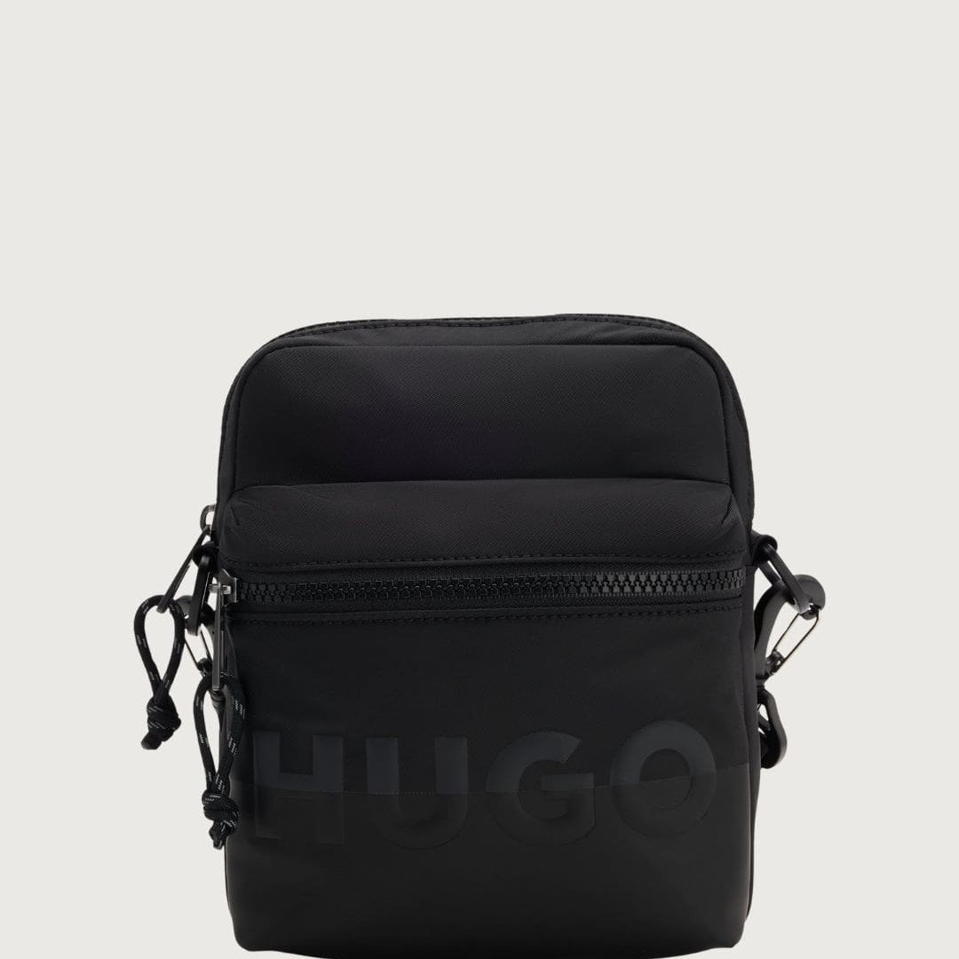 HUGO41096-min.jpg
