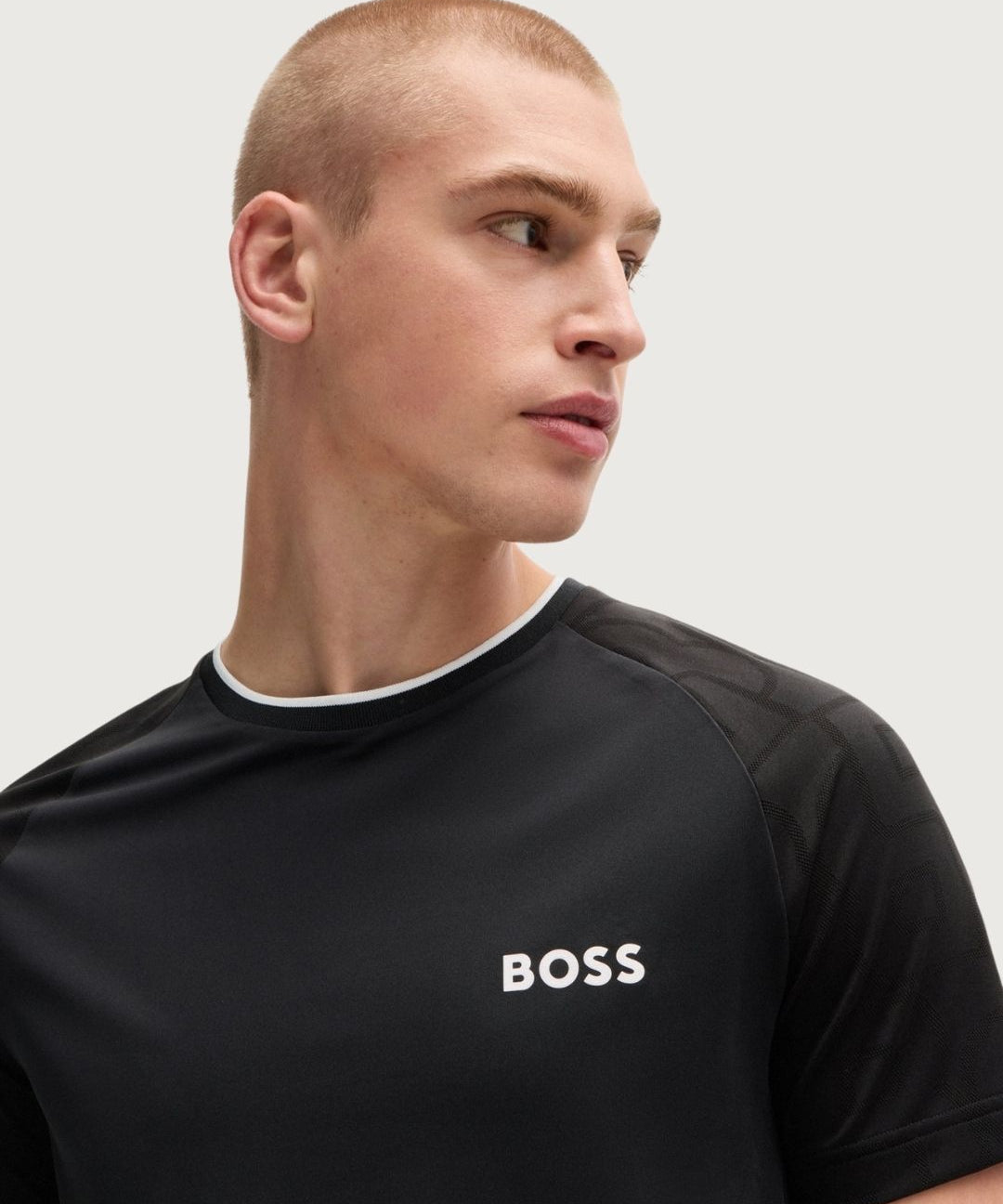 HUGOBOSS36752-min.jpg