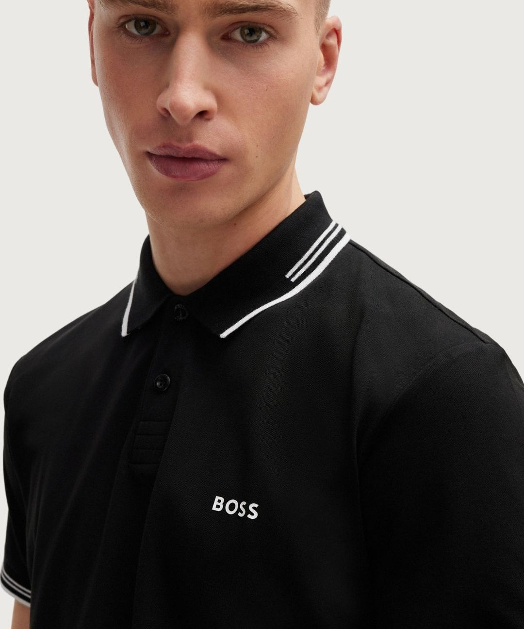 HUGOBOSS40193_3_-min.jpg