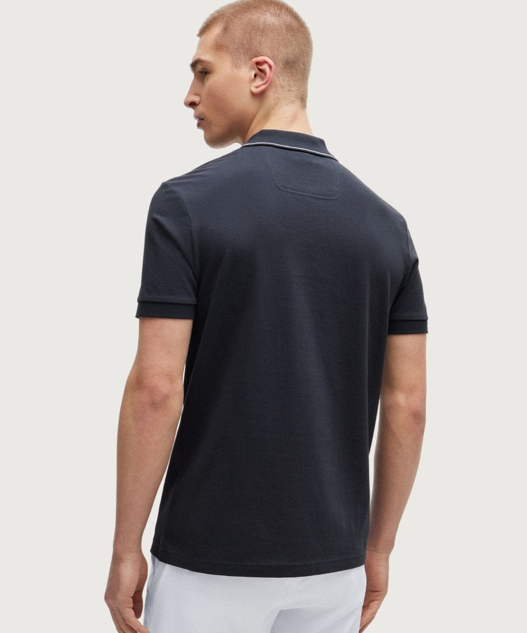HUGOBOSS40196_3_-min.jpg