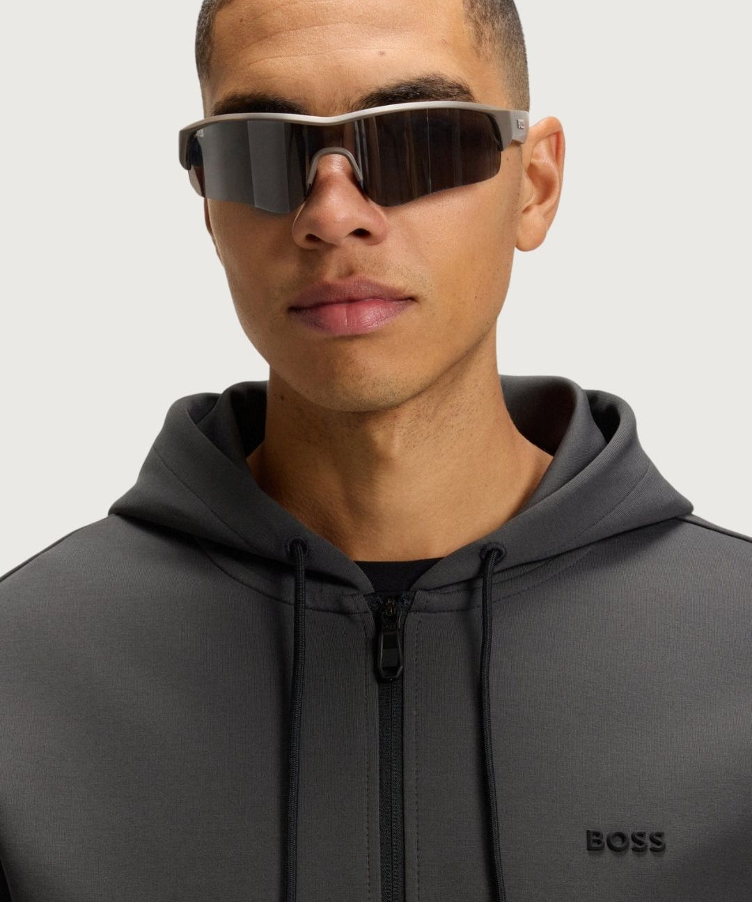 HUGOBOSS40298_3_-min.jpg