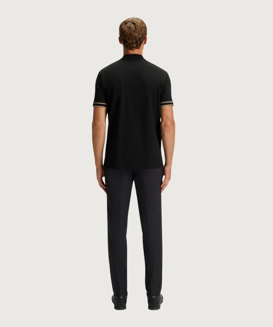 HUGOBOSS40427_4_-min.jpg