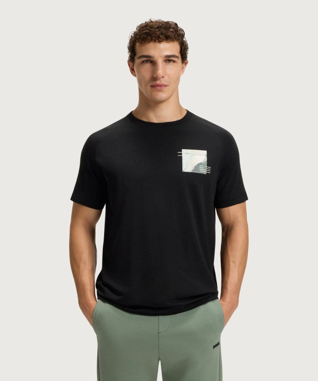 HUGOBOSS40440_2_-min.jpg