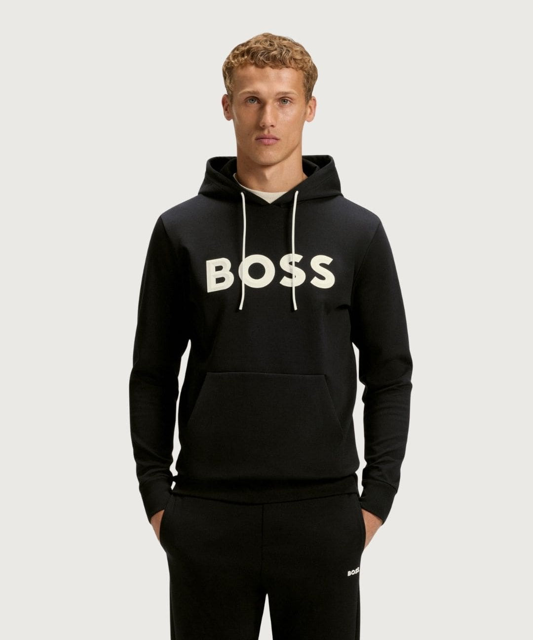 HUGOBOSS40443_2_-min.jpg
