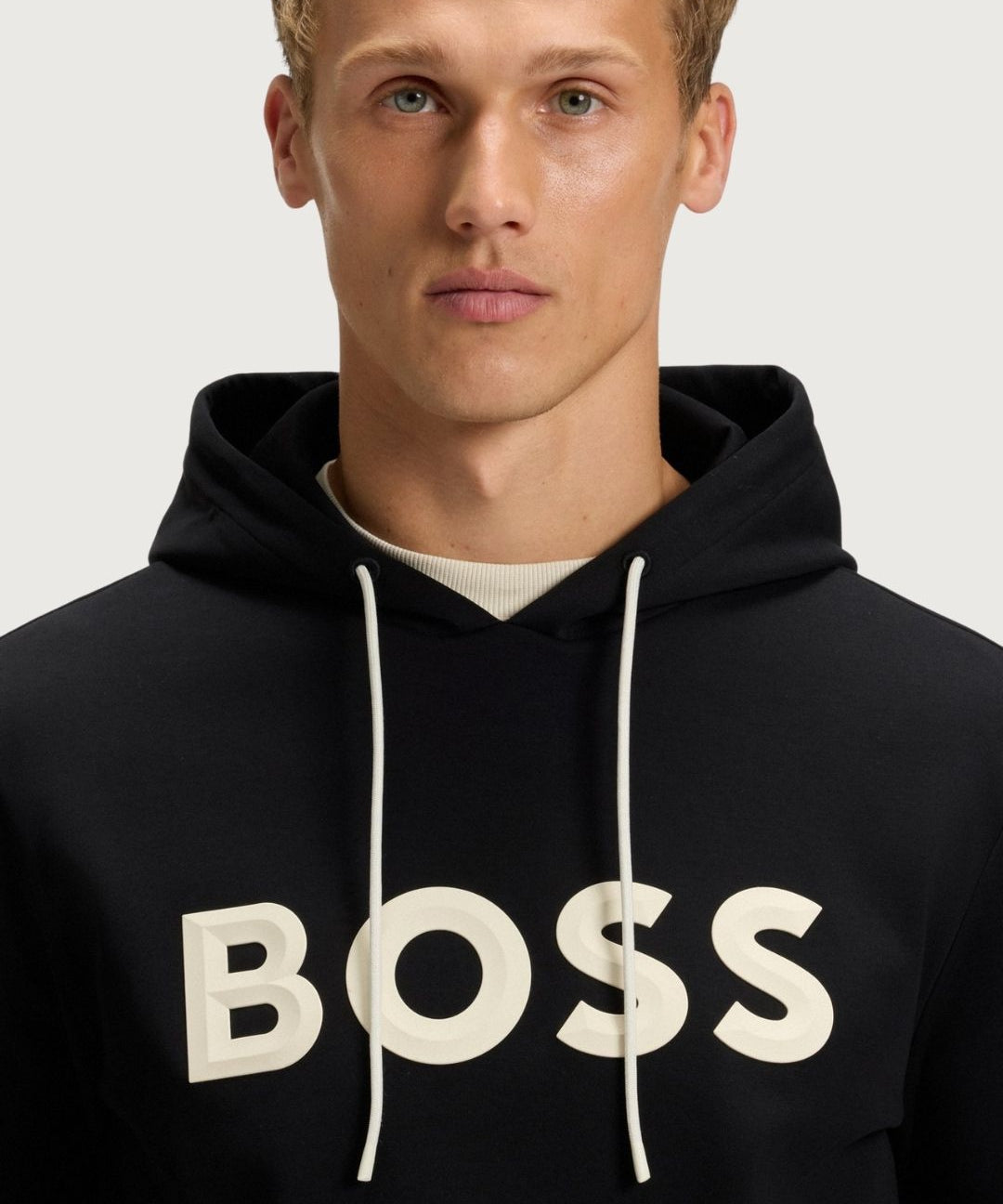 HUGOBOSS40443_3_-min.jpg