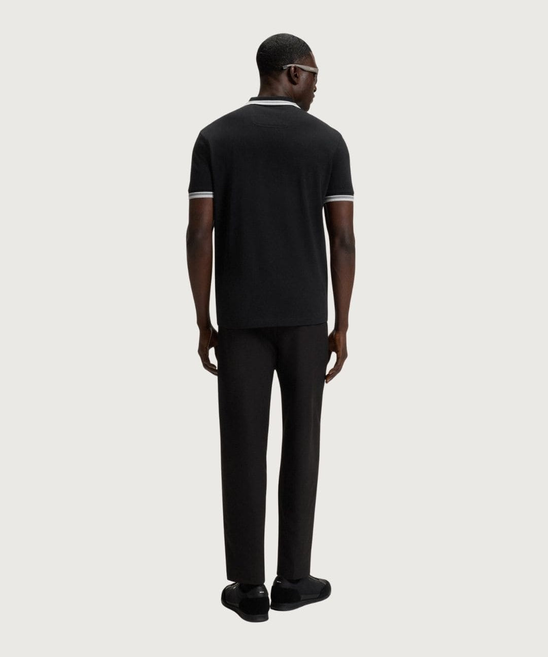 HUGOBOSS40444_4_-min.jpg