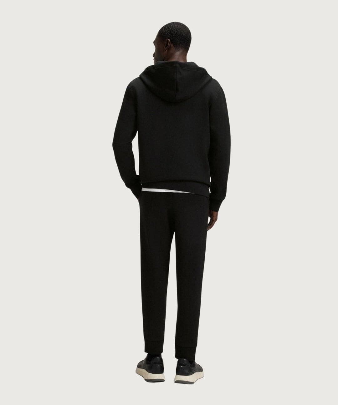 HUGOBOSS40448_4_-min.jpg