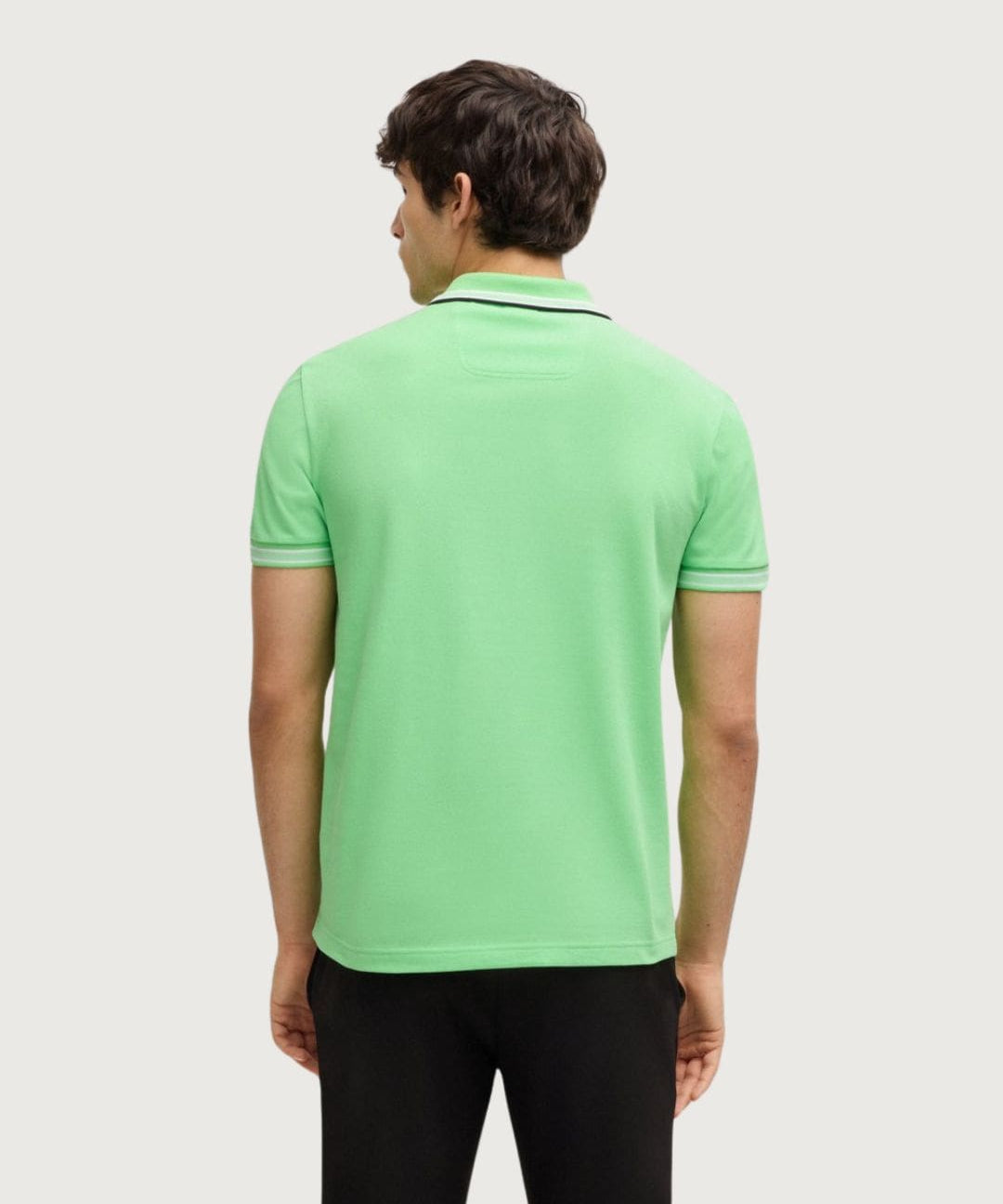 HugoBOSS39240_3_-min.jpg