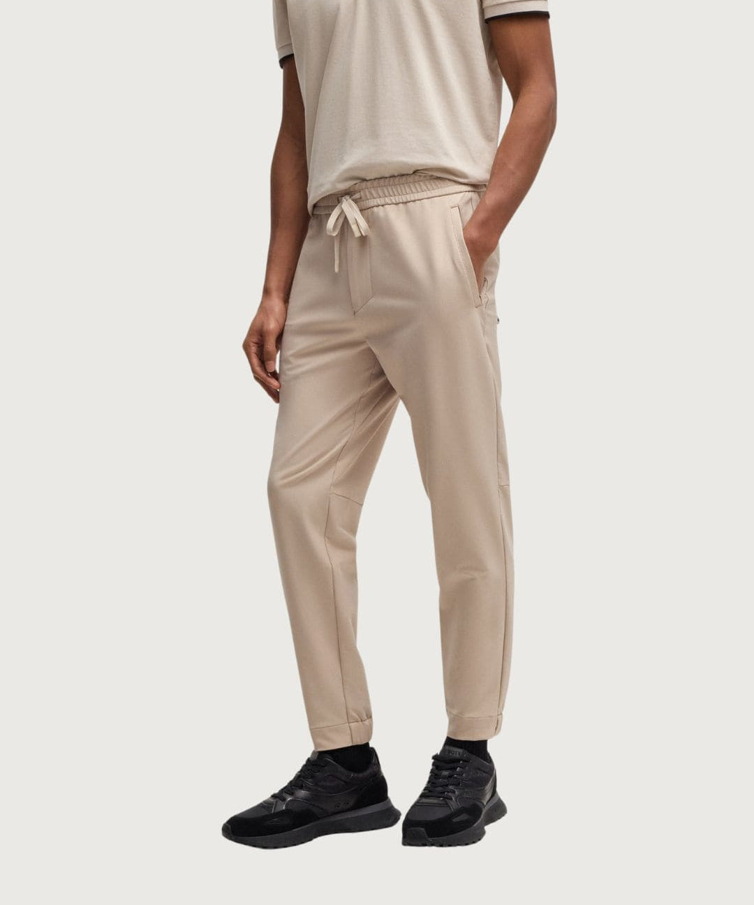 HugoBOSS39257_2_-min.jpg