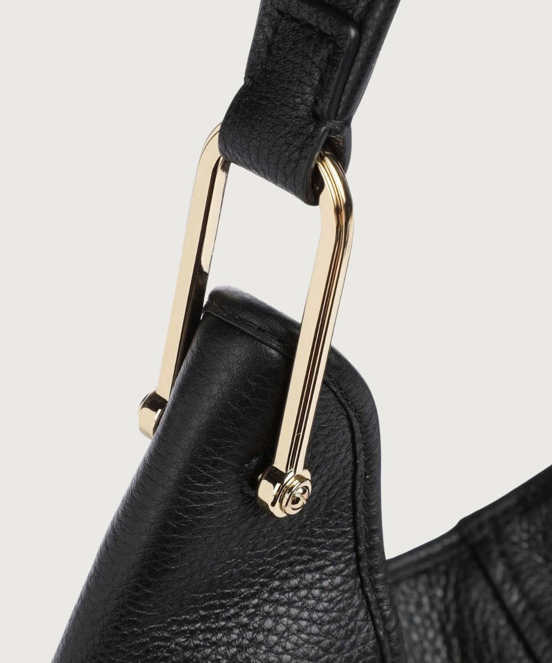 MICHAELKORS41185_3_-min.jpg