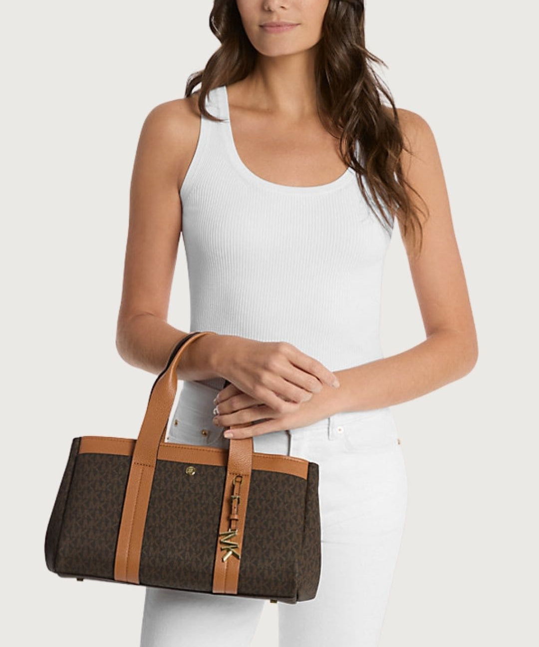 MICHAELKORS41187_3_-min.jpg