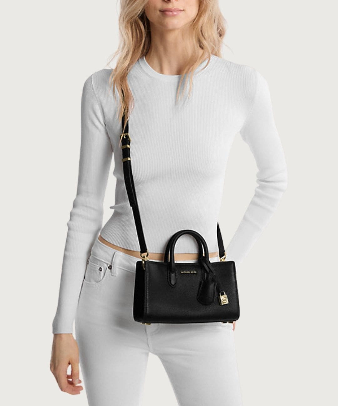 MICHAELKORS41202_3_-min.jpg