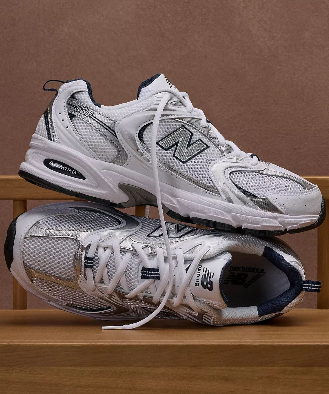 NewBalance38586_3_-min.jpg