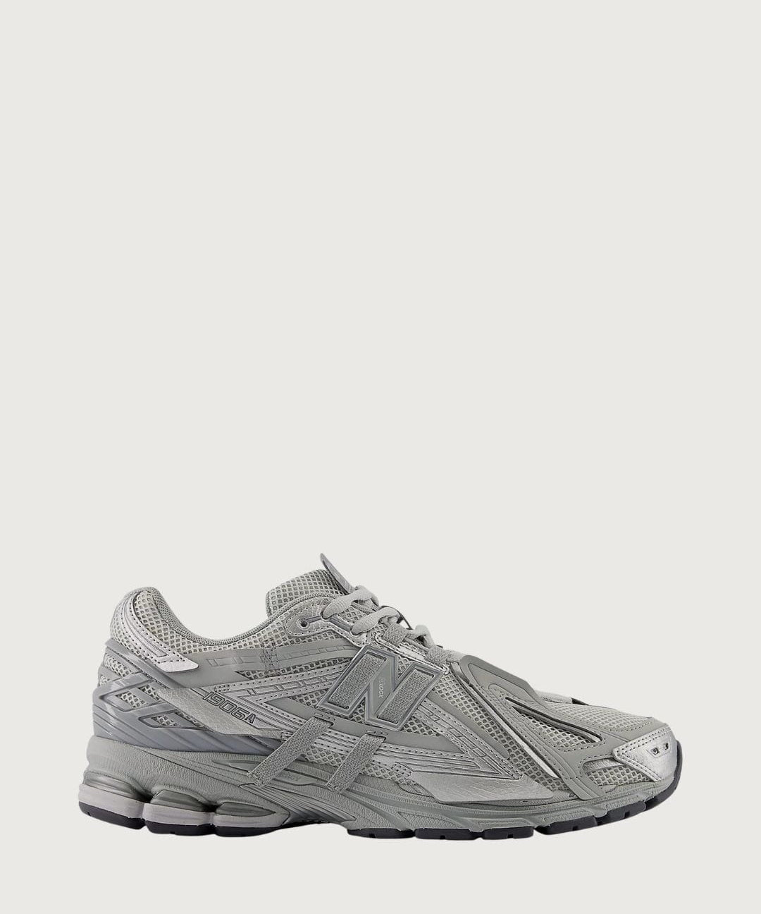 New_Balance_1906_44589_2.jpg