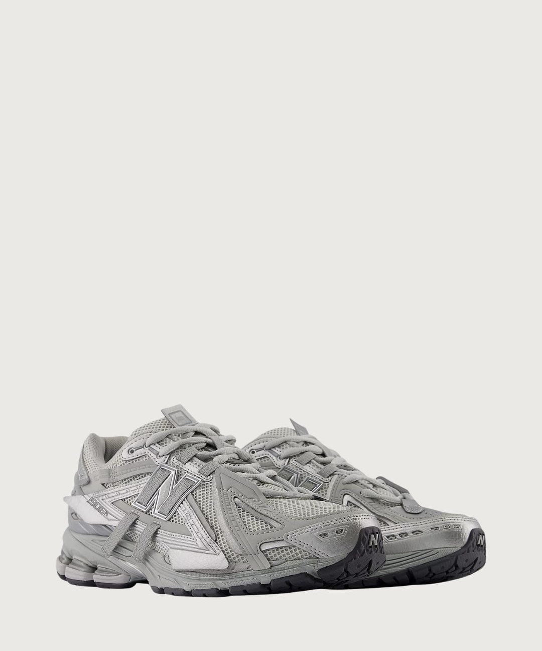 New_Balance_1906_44589_3.jpg