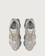 New Balance 9060 gris para hombre